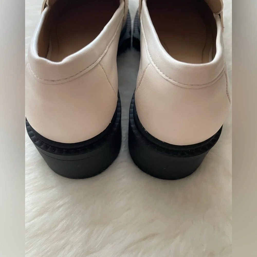 New! Coach Off-White Loafers - Picture 4 of 9